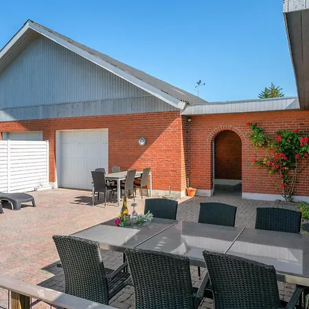 Stefan - 500m From The Sea By Interhome * Blåvand